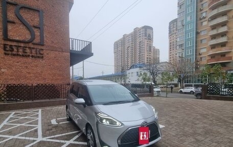 Toyota Sienta II, 2019 год, 1 880 000 рублей, 3 фотография