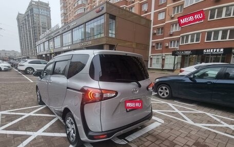 Toyota Sienta II, 2019 год, 1 880 000 рублей, 7 фотография