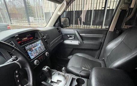 Mitsubishi Pajero IV, 2012 год, 1 785 000 рублей, 4 фотография