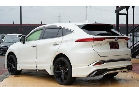 Toyota Harrier, 2021 год, 3 830 000 рублей, 7 фотография