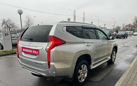 Mitsubishi Pajero Sport III рестайлинг, 2017 год, 2 249 000 рублей, 3 фотография