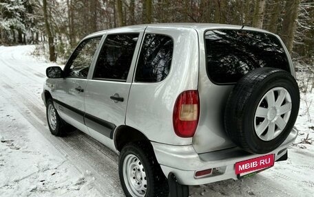 Chevrolet Niva I рестайлинг, 2005 год, 250 000 рублей, 5 фотография