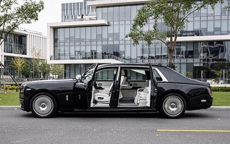 Rolls-Royce Phantom VIII, 2023 год, 38 540 000 рублей, 3 фотография