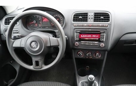 Volkswagen Polo VI (EU Market), 2011 год, 683 000 рублей, 8 фотография