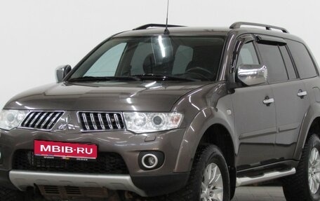 Mitsubishi Pajero Sport II рестайлинг, 2013 год, 1 900 000 рублей, 1 фотография