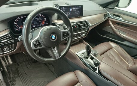 BMW 5 серия, 2020 год, 5 900 000 рублей, 7 фотография