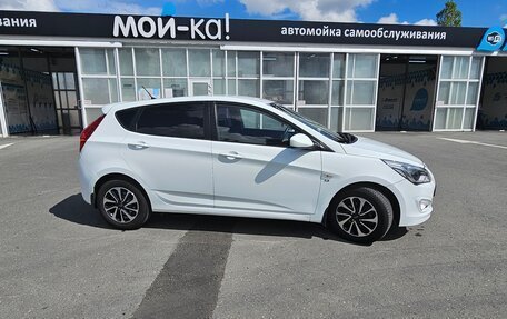 Hyundai Solaris II рестайлинг, 2014 год, 1 150 000 рублей, 2 фотография