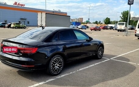 Audi A4, 2017 год, 2 450 000 рублей, 4 фотография