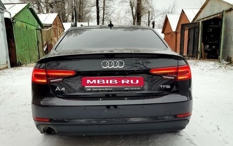 Audi A4, 2017 год, 2 450 000 рублей, 9 фотография