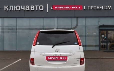 Toyota ISis I, 2010 год, 1 380 000 рублей, 4 фотография