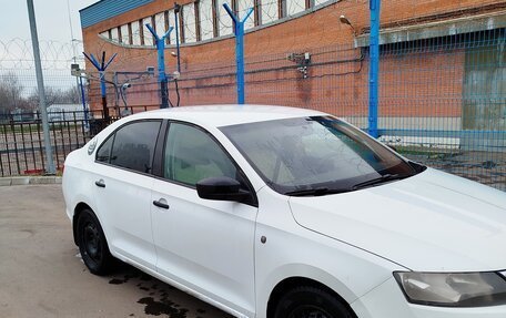 Skoda Rapid I, 2015 год, 780 000 рублей, 3 фотография