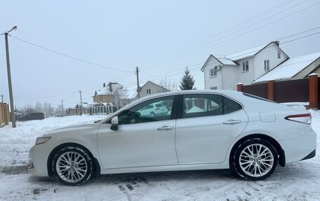 Toyota Camry, 2021 год, 3 150 000 рублей, 7 фотография