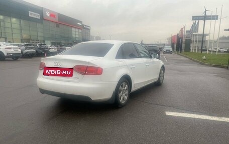 Audi A4, 2011 год, 990 000 рублей, 3 фотография