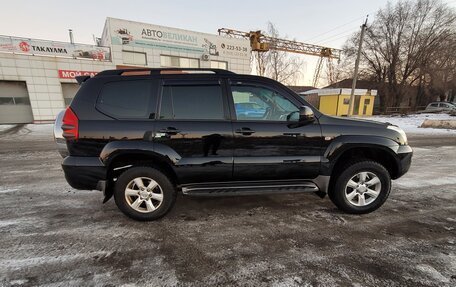 Toyota Land Cruiser Prado 120 рестайлинг, 2005 год, 2 359 000 рублей, 12 фотография