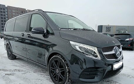 Mercedes-Benz V-Класс, 2022 год, 13 299 000 рублей, 3 фотография