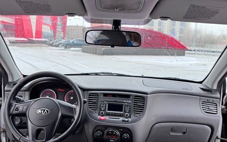 KIA Rio II, 2011 год, 700 000 рублей, 7 фотография