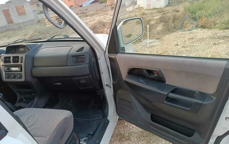 Mitsubishi Pajero iO, 2005 год, 650 000 рублей, 9 фотография