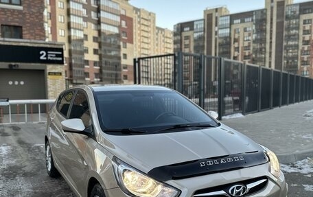 Hyundai Solaris II рестайлинг, 2014 год, 1 000 000 рублей, 3 фотография