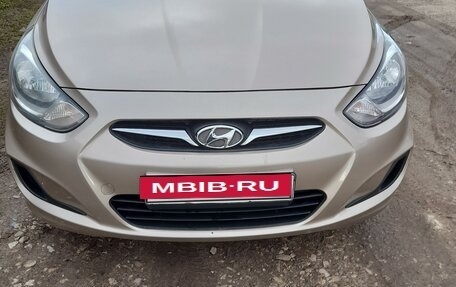 Hyundai Solaris II рестайлинг, 2013 год, 850 000 рублей, 7 фотография