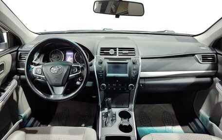 Toyota Camry, 2015 год, 2 280 000 рублей, 15 фотография