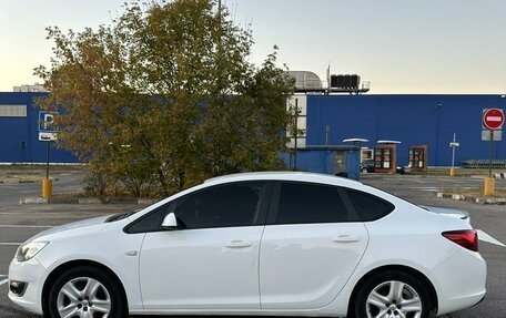 Opel Astra J, 2013 год, 870 000 рублей, 2 фотография