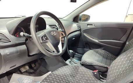 Hyundai Solaris II рестайлинг, 2014 год, 1 240 000 рублей, 17 фотография