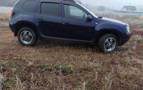 Renault Duster I рестайлинг, 2014 год, 930 000 рублей, 2 фотография