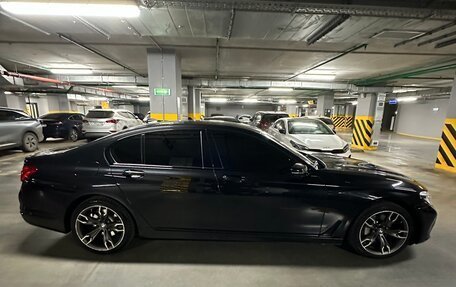 BMW 7 серия, 2016 год, 3 200 000 рублей, 2 фотография