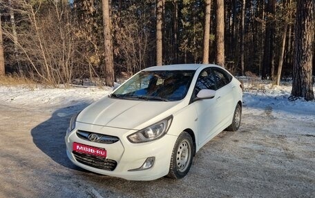 Hyundai Solaris II рестайлинг, 2013 год, 750 000 рублей, 1 фотография