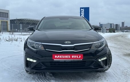 KIA K5 II, 2017 год, 2 300 000 рублей, 2 фотография