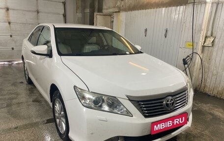 Toyota Camry, 2012 год, 1 625 000 рублей, 3 фотография