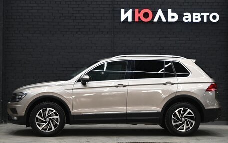 Volkswagen Tiguan II, 2019 год, 3 700 000 рублей, 8 фотография