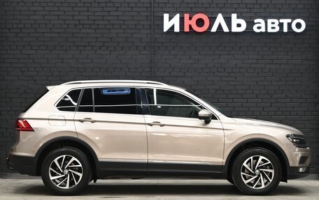 Volkswagen Tiguan II, 2019 год, 3 700 000 рублей, 9 фотография