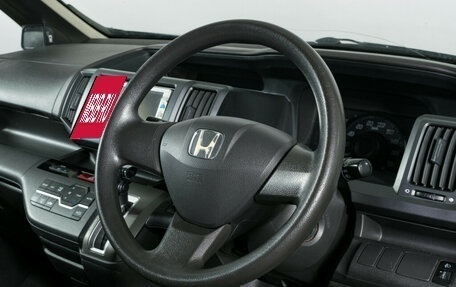 Honda Stepwgn IV, 2011 год, 1 376 000 рублей, 14 фотография