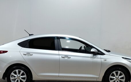 Hyundai Solaris II рестайлинг, 2017 год, 1 130 000 рублей, 4 фотография