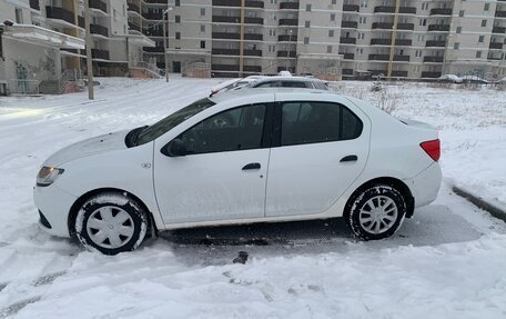 Renault Logan II, 2014 год, 720 000 рублей, 2 фотография