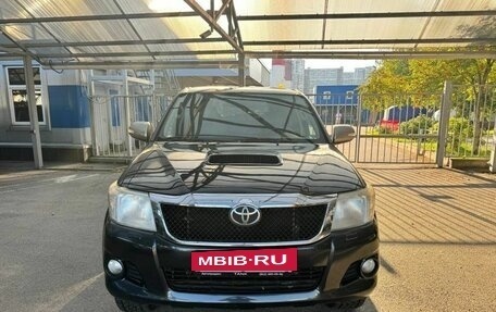 Toyota Hilux VII, 2013 год, 1 359 000 рублей, 2 фотография