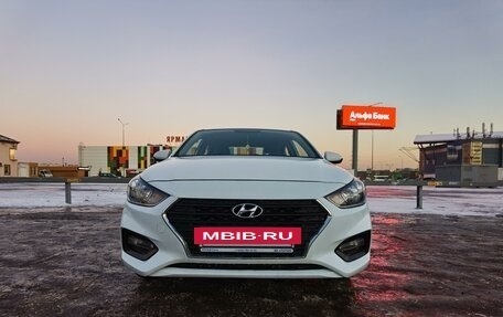 Hyundai Solaris II рестайлинг, 2019 год, 1 330 000 рублей, 7 фотография