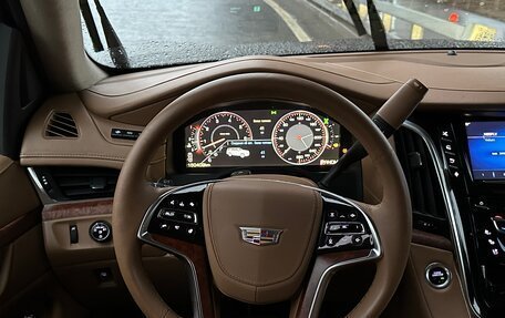 Cadillac Escalade IV, 2015 год, 3 250 000 рублей, 26 фотография