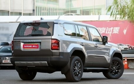 Toyota Land Cruiser Prado, 2024 год, 10 190 000 рублей, 4 фотография