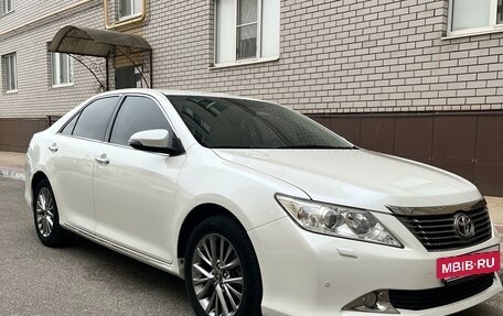 Toyota Camry, 2014 год, 2 250 000 рублей, 5 фотография