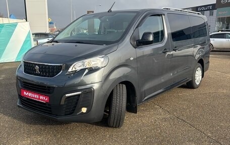 Peugeot Traveller I, 2020 год, 3 450 000 рублей, 3 фотография