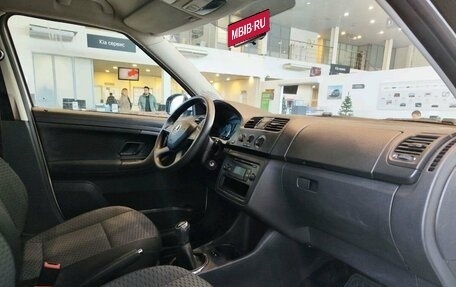 Skoda Fabia II, 2013 год, 562 000 рублей, 11 фотография