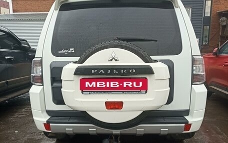 Mitsubishi Pajero IV, 2012 год, 2 400 000 рублей, 10 фотография