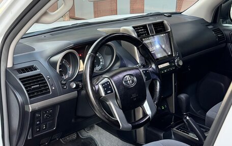 Toyota Land Cruiser Prado 150 рестайлинг 2, 2012 год, 3 170 000 рублей, 7 фотография