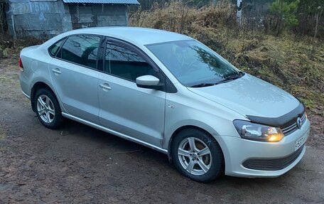 Volkswagen Polo VI (EU Market), 2012 год, 650 000 рублей, 2 фотография