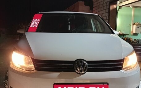 Volkswagen Touran III, 2011 год, 1 350 000 рублей, 11 фотография