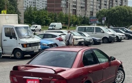 Mitsubishi Galant VIII, 2000 год, 210 000 рублей, 4 фотография