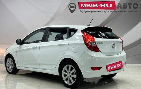 Hyundai Solaris II рестайлинг, 2013 год, 1 298 000 рублей, 11 фотография