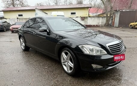 Mercedes-Benz S-Класс, 2008 год, 1 485 000 рублей, 2 фотография